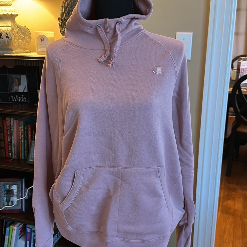 Champion Women's Medium Pink Hoodie